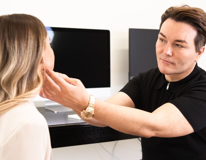 Dr Darren Mckeown